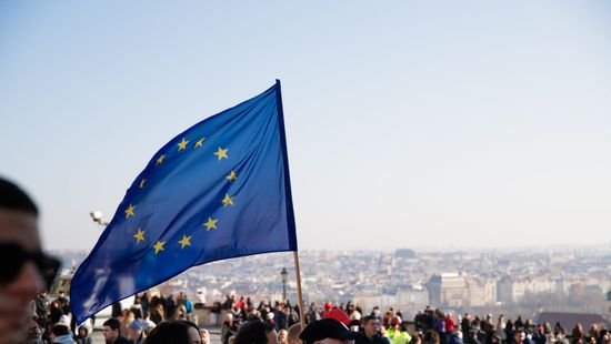 Kulturális és értékrendi vasfüggöny hullott le Európára