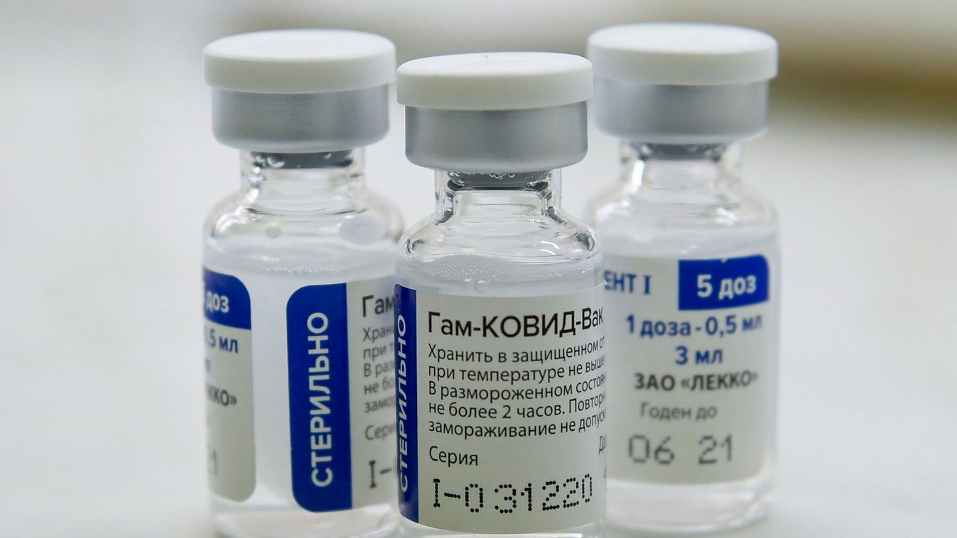 Megérkezett az orosz vakcina első szállítmánya Szlovákiába