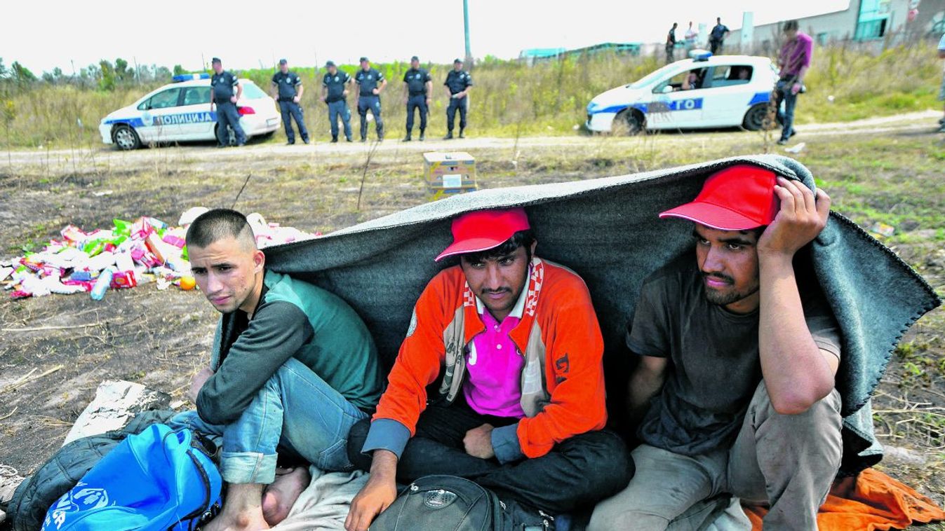 A migrációt támogató szervezetek tevékenysége az embercsempészés gyanúját is felveti