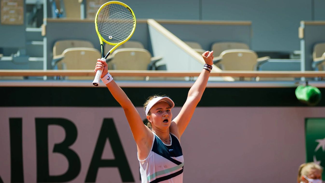 Krejcikova egyesben már nyert, párosban döntős