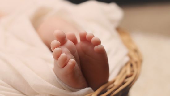 Hazavihették szülei a világ legkisebb újszülöttjeként világra jött babát