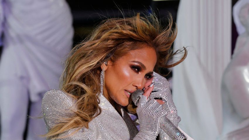 Jennifer Lopez a születésnapjára tartogatta a hivatalos bejelentést