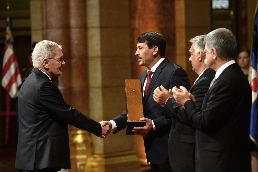 ÁDER János; KÖVÉR László; MÉCS Károly; ORBÁN Viktor