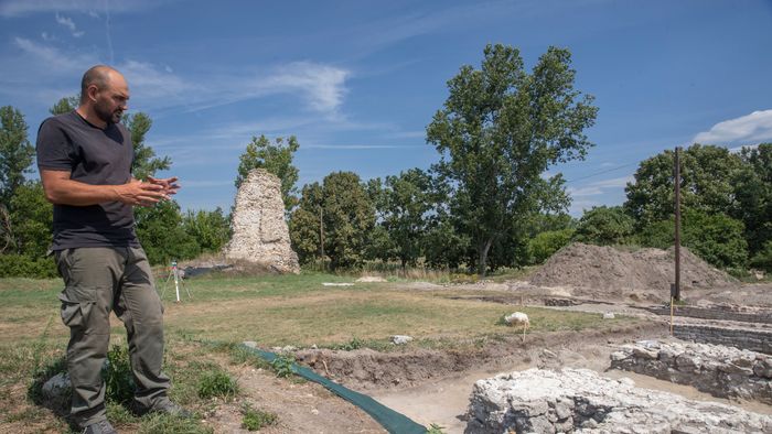 Dombóvár, Ásatás a dombói Vár romjainak feltárására