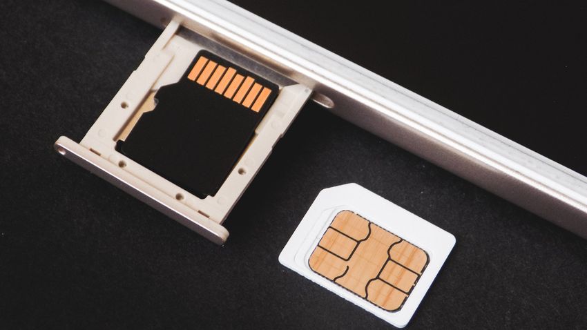 Biztonságosabbá vált a SIM-kártyák cseréje