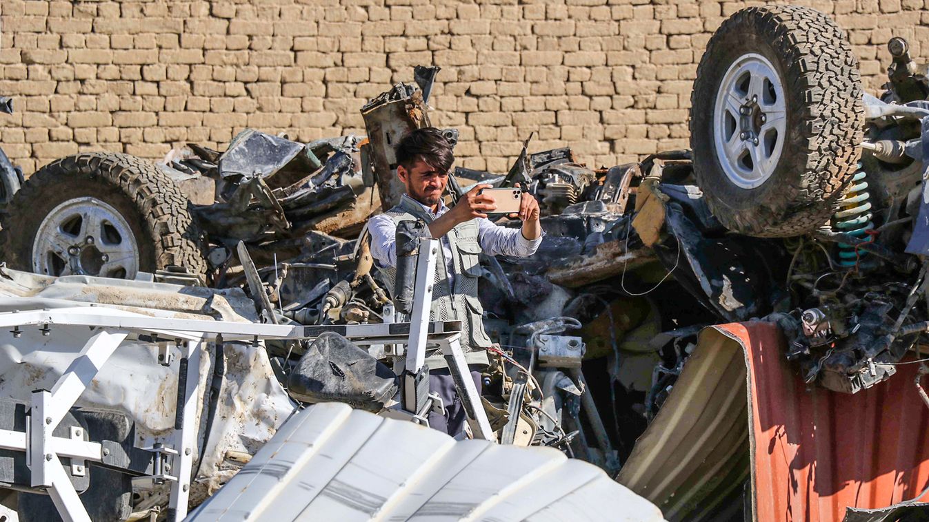 US troops scrap trailers in Afghanistan