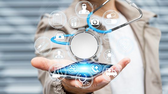 Digital Health Summit: Elkerülhetetlen a digitalizáció a jövő gyógyszeripara számára