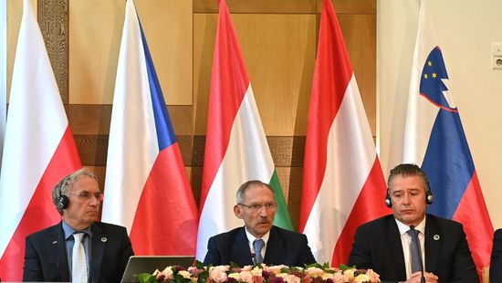 A V4-ek mellett Ausztria és Szlovénia is egyetért a határvédelmi kérdésekben