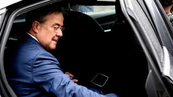Armin Laschet visszalép Észak-Rajna–Vesztfália kormányzásától