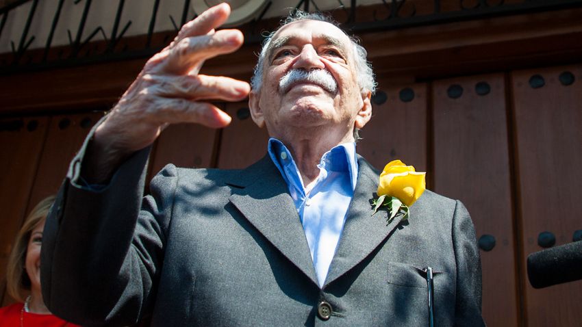 Elárverezik Gabriel García Márquez ruhatárát
