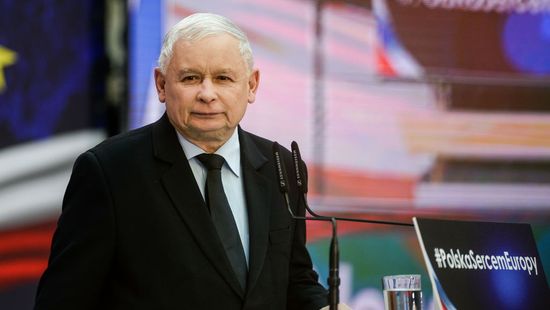  Jarosław Kaczyński visszatér igazi foglalkozásához