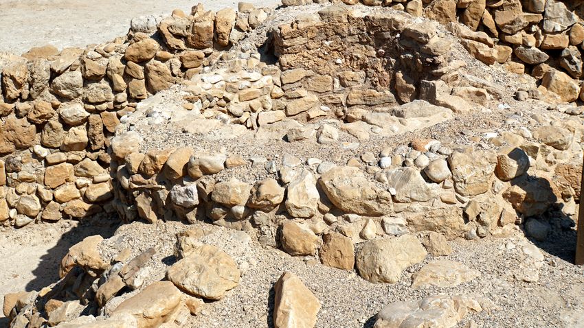 Több ezer éves leletekre bukkantak az izraeli ásatásokon