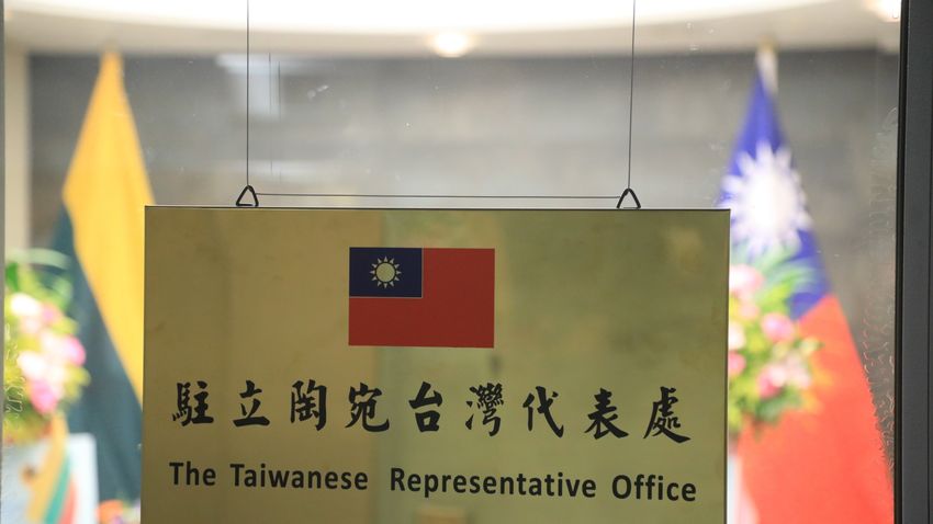 Erősen tiltakozik Kína a litván–tajvani kapcsolatok ellen