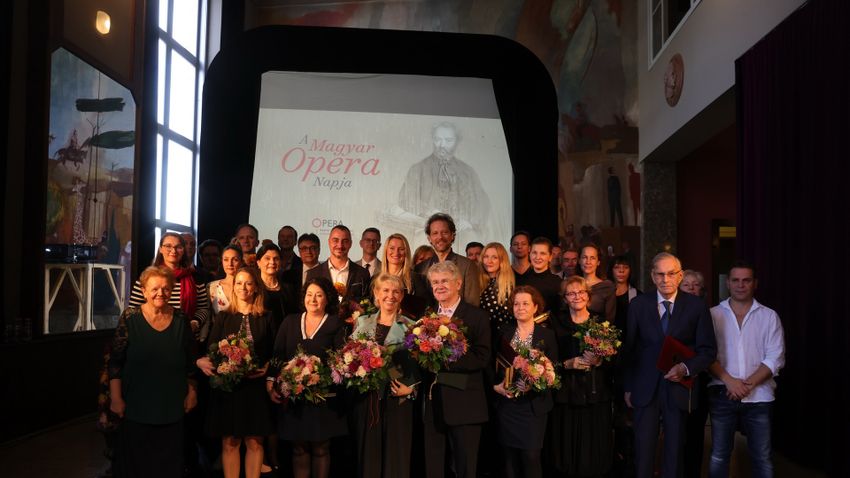 Új örökös tagjait köszöntötte Erkel Ferenc születésnapján az Operaház