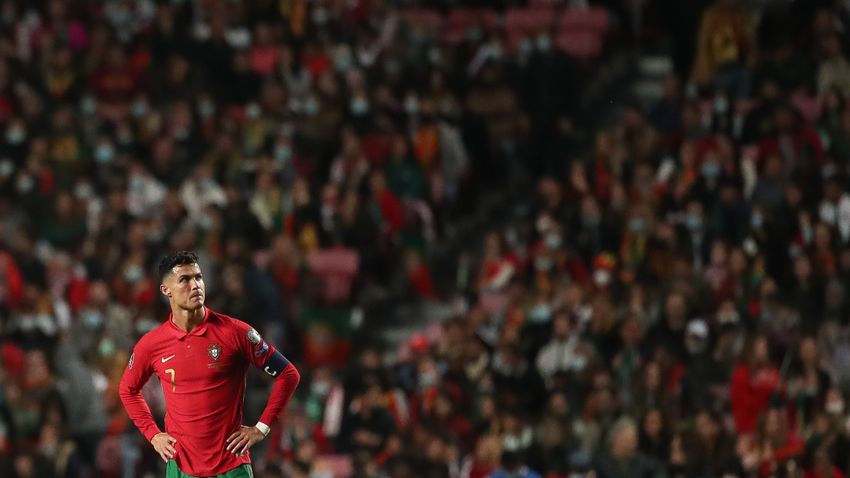 Aranylabda – Ronaldo kiosztotta a róla hazudó újságírót