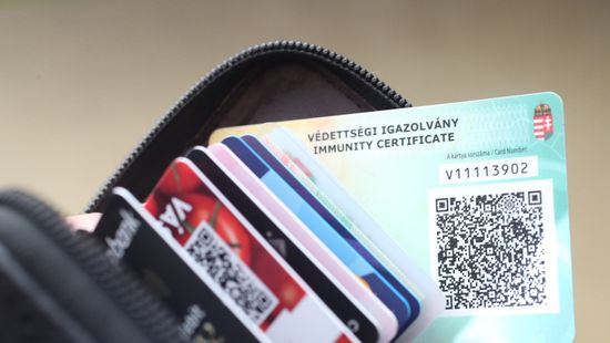 Egyre többet érhet a hamis védettségi igazolás