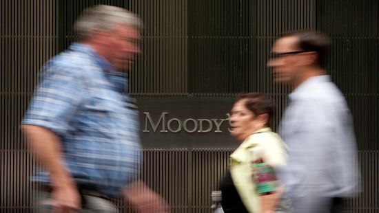 Moody’s: jövőre kezdődik a világgazdaság stabilizálódása