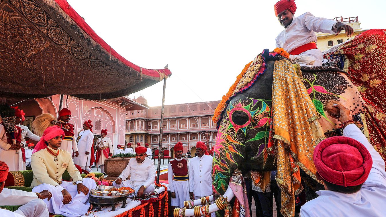 Royal Family Shastra Pujan In Jaipur