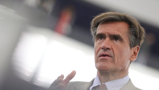 Az EP LIBE bizottsága kötelezővé tenné a migránsok tagállamok közötti elosztását
