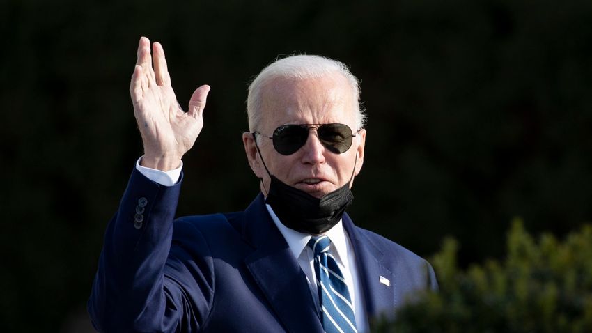 Joe Biden már vissza is vette az elnöki jogköröket