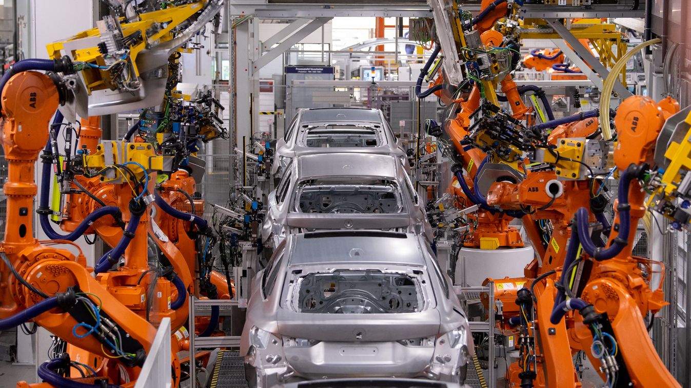 Start of series production of the BMW i4