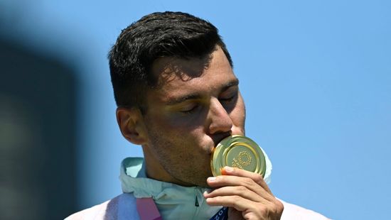 Hoppon maradtak az olimpiai bajnok férfi kajakosok