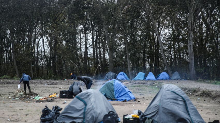 Mindenáron Angliába vágynak a Franciaországból induló migránsok