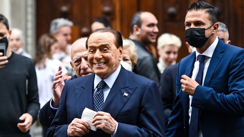 Berlusconi mozgatja az államfőválasztás szálait az olasz sajtó szerint