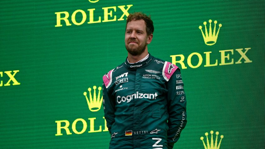 Vettel foglalja el Hamilton helyét a Mercedesnél?