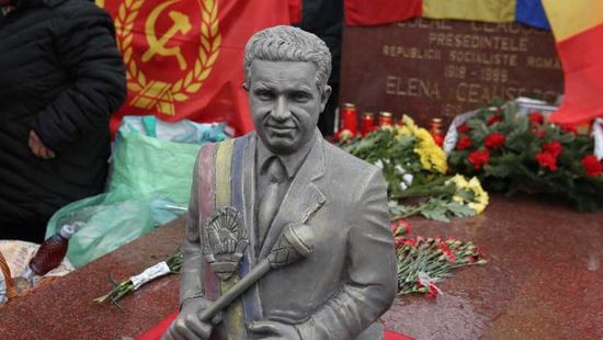Nemsokára Ceausescu- és Kádár-szobrokat állíthatnak Nyugaton