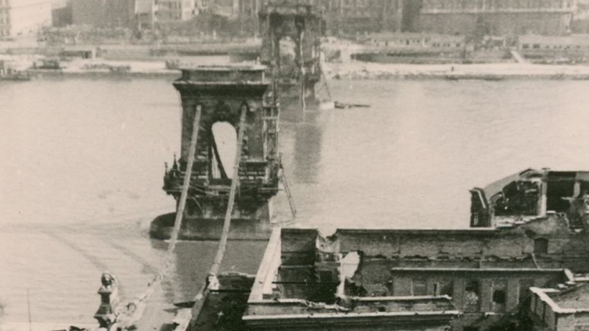 A pesti hídfő eleste 1945. január 18-án