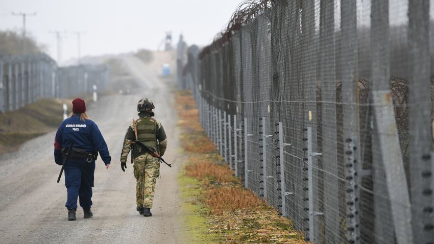 Folyamatosan ostromolják Magyarország déli határát az illegális bevándorlók + videó
