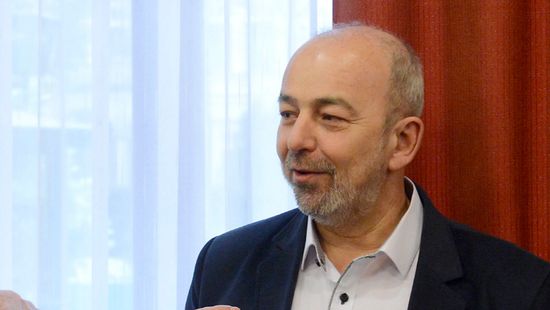 Zöldségeket beszél a balos energiaügyi „szakértő”