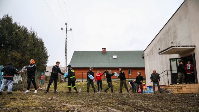 Aid Donation For Refugees From Ukraine