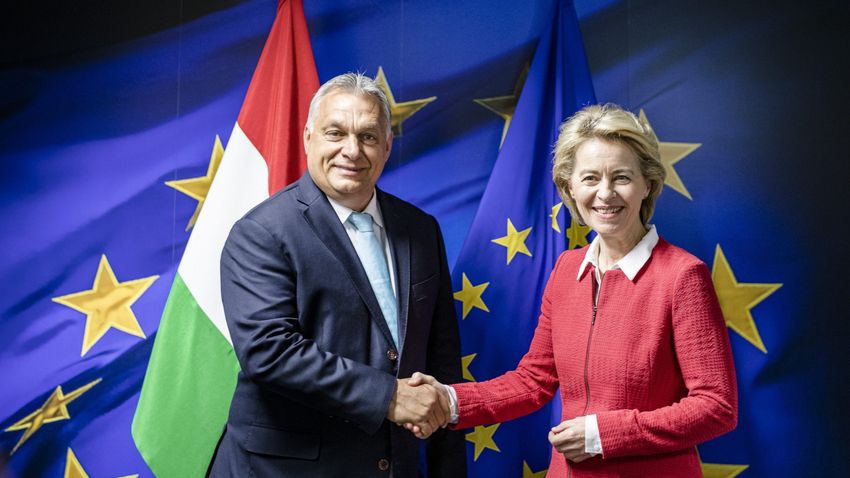 Ursula von der Leyen: Nem aggaszt Orbán Viktor moszkvai útja