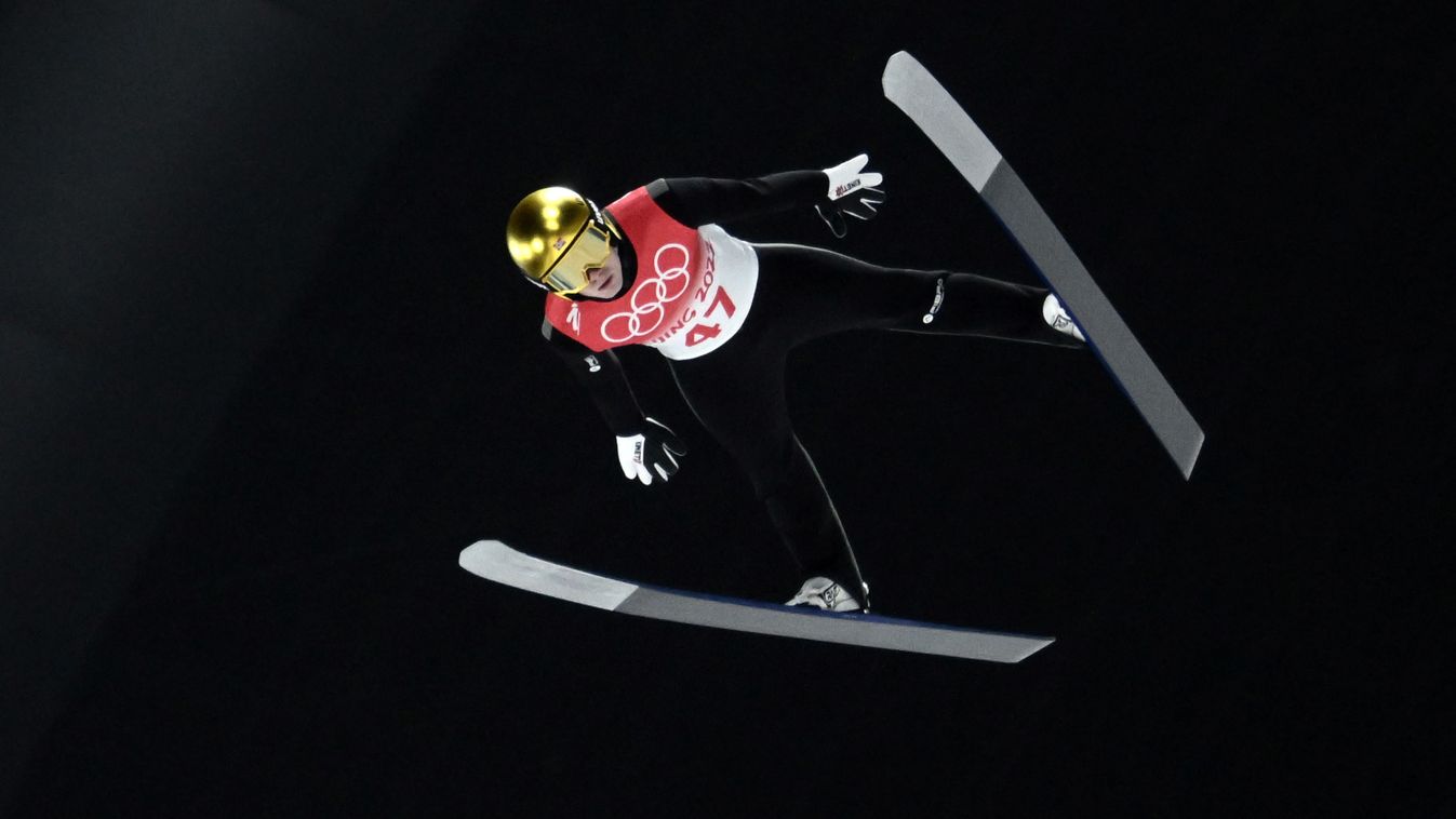 Ski Jumping - Beijing 2022 Olympic Games Marius Lindvik aranyra fájt a foga
