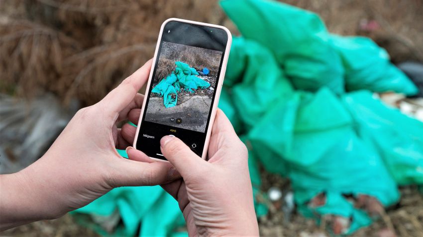 Hatvanhatezer tonna illegális hulladékot számoltak fel a HulladékRadar applikáció segítségével