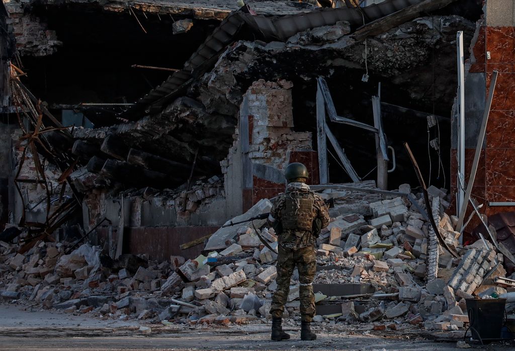 Humanitarian aid for Ukrainian people in Donetsk area