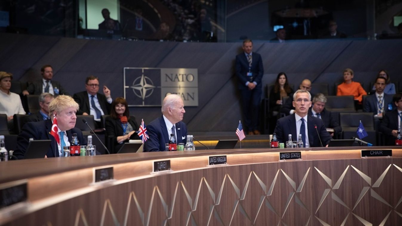 Extraordinary Summit meeting of NATO Heads of State and Government