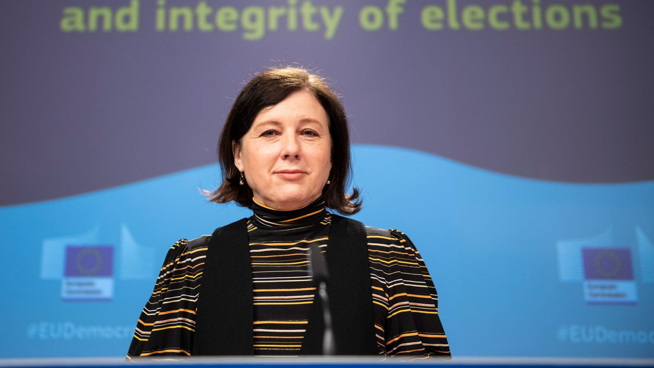 Vĕra Jourová, Vice-President of the European Commission in charge of Values and Transparency, gives a press conference on proposals
to reinforce democracy and the integrity of elections.