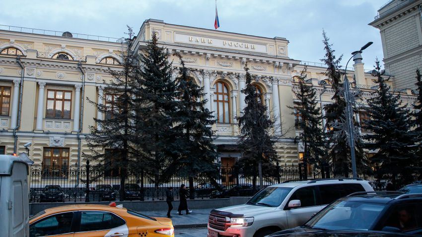Ismét értékesíthetnek valutát a lakosságnak az orosz bankok