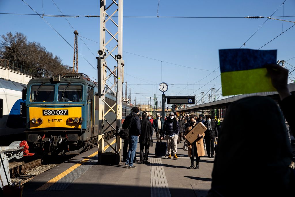 2022.03.01. Budapest

Nyugati pályaudvar, menekültek érkeznek Ukrajnából
Fotó: Kurucz Árpád