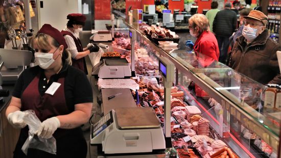 A jövedelmek adtak lendületet a vásárlásnak