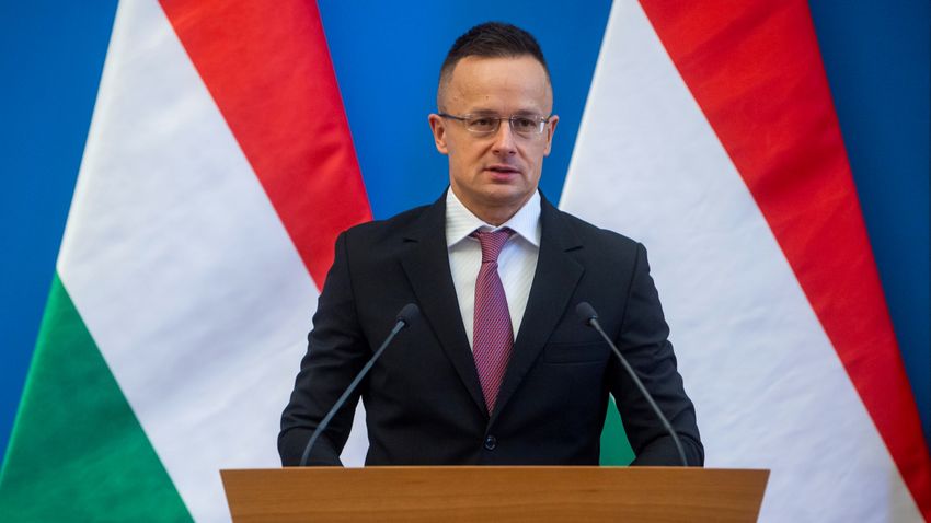 Szijjártó: Nekünk a magyar emberek biztonsága a legfontosabb