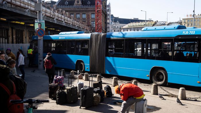 2022.03.01. Budapest

Nyugati pályaudvar, menekültek érkeznek Ukrajnából
Fotó: Kurucz Árpád