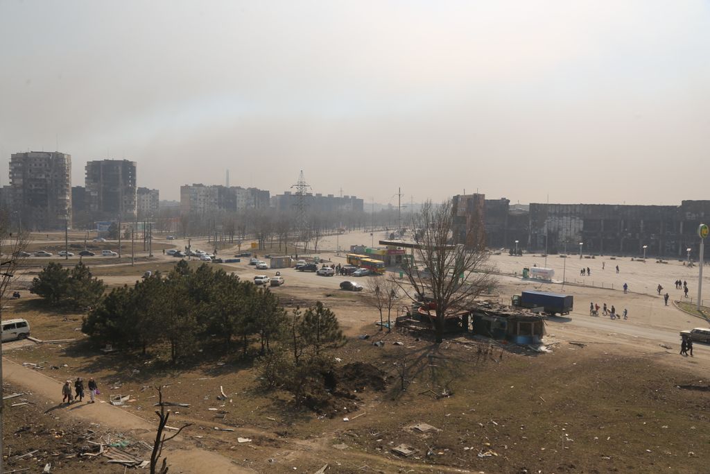 Evacuations from Mariupol continue