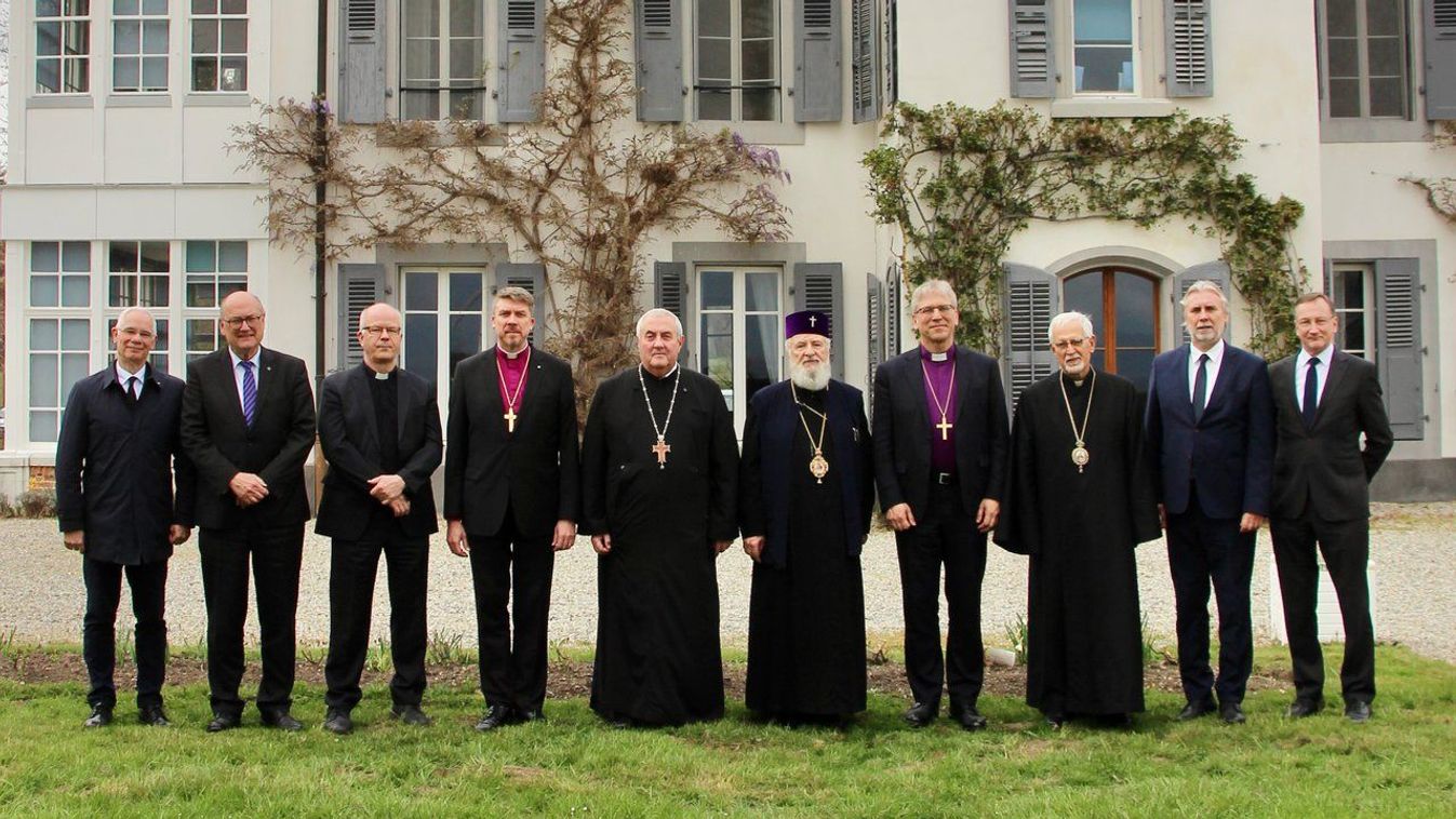 Az Egyházak Világtanácsának (EVT) találkozóján részt vevő egyházi vezetők a Bossey Ökumenikus Intézetben
Fotó: oikoumene.org