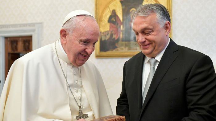 ORBÁN Viktor; FERENC pápa