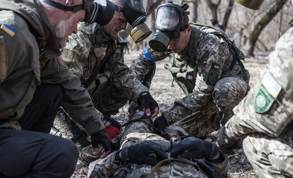 Territorial Defense Units receive military training in Ukraine