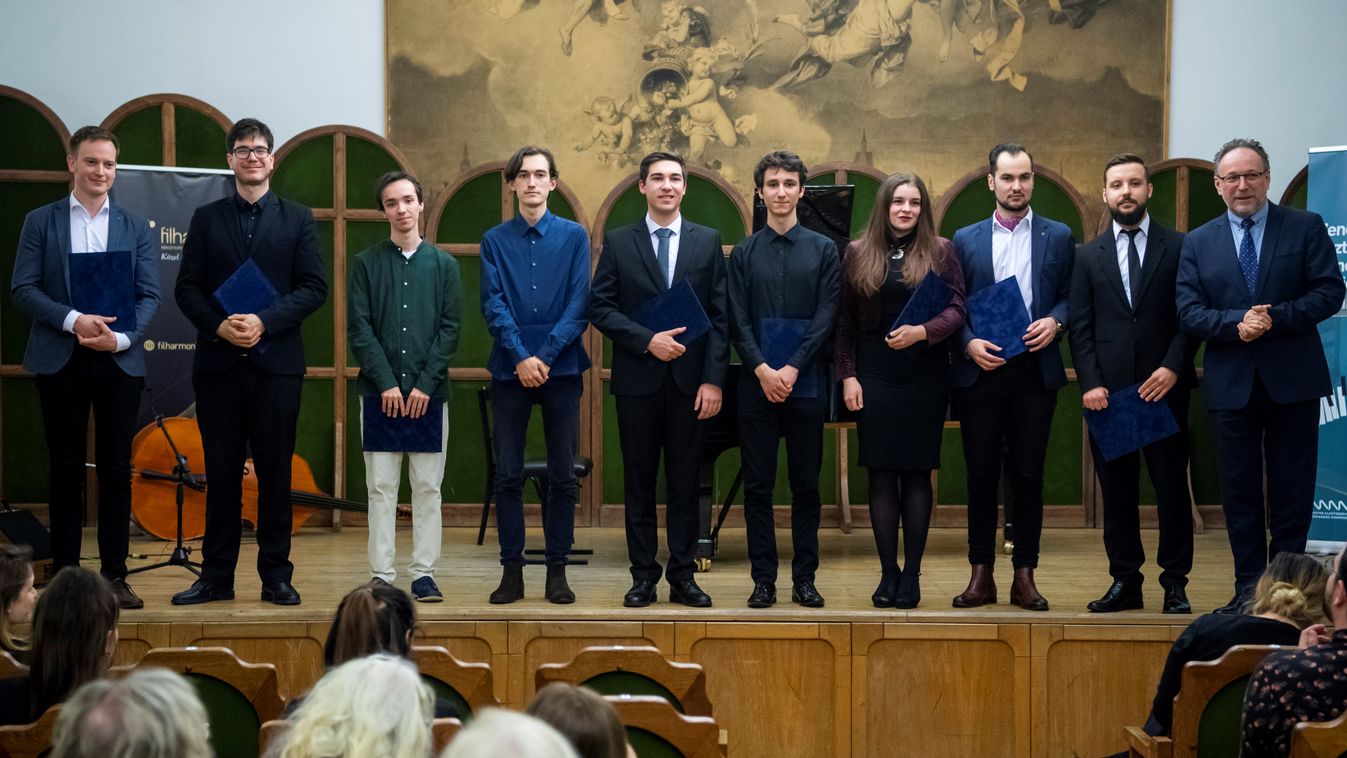 Fiatal tehetségeket támogató zenei ösztöndíjakat adtak át Budapesten